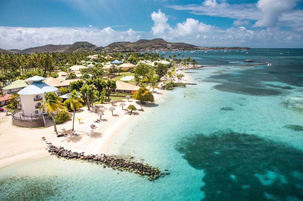 https___ns.clubmed.com_ipm_2015_destinations_Martinique_BUCC_D114_001